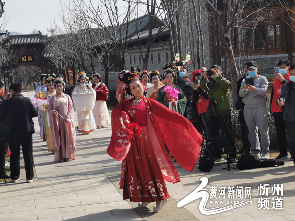 忻州市“礼遇汉风古韵”举办第二届花朝节